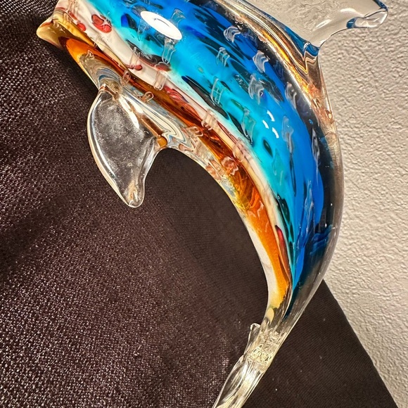 Beautiful Murano Style Blown Glass Dolphin With Vivid Colour - Picture 6 of 9